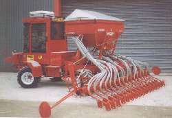 Accord airseeder on Agribuggy 4D 4WS
